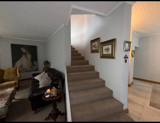 4 BEDROOM HOUSE FOR SALE IN THREE RIVERS EAST